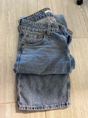 Levi's Light Blue Relaxed Fit Men's Jeans